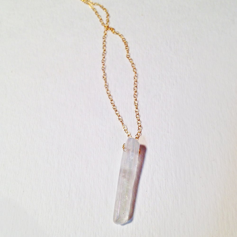 Amazon.com: Rainbow Moonstone Crystal Pencil Point Pendant Necklace with  Adjustable Cord - Natural Healing Crystals and Stones for Men, Women and  Kids : Clothing, Shoes & Jewelry